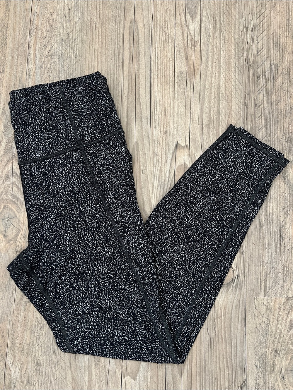 Athleta leggings lightning static